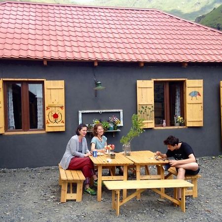 מלון Sno House In Kazbeg מראה חיצוני תמונה